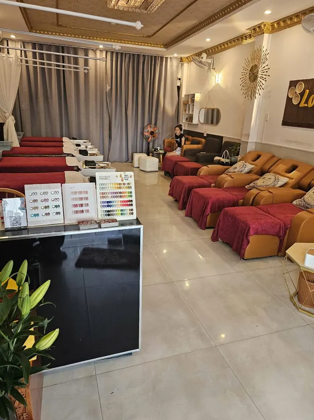 Lounge and treatment seating inside LOTUS